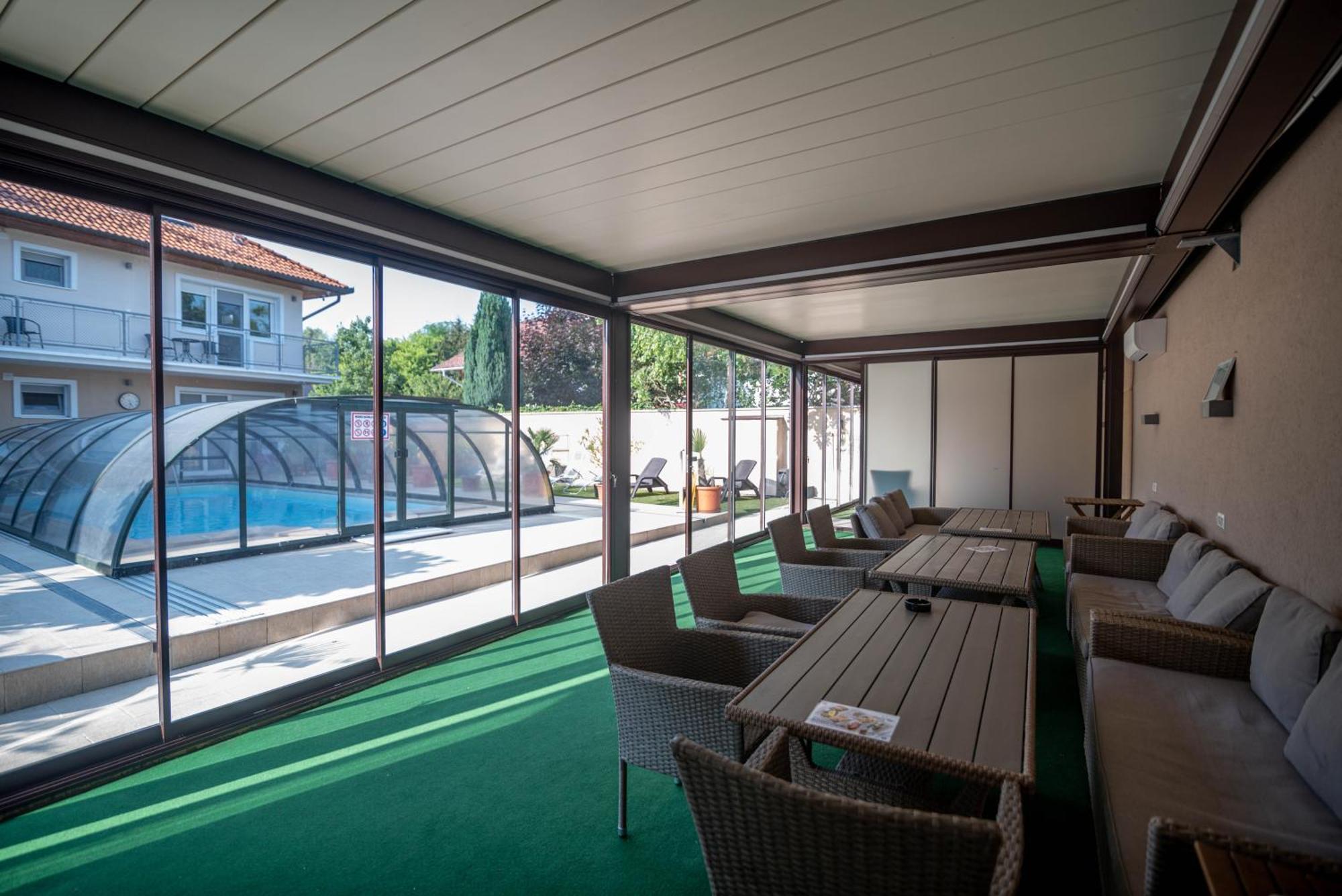 Happy Apartments Balatonlelle Exterior photo