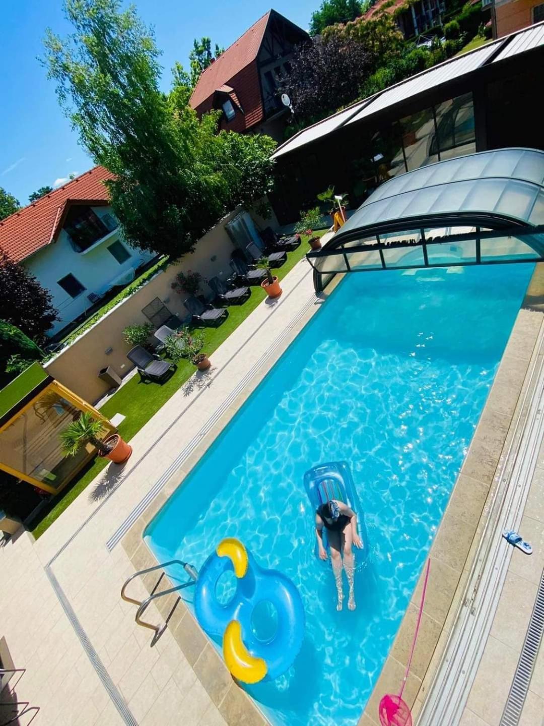 Happy Apartments Balatonlelle Exterior photo